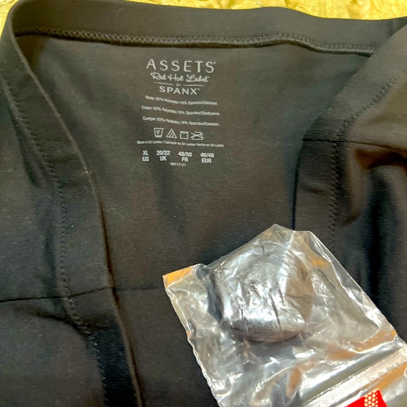 Assets Spanx NWT Black Convertible Full Slip - Picture 2 of 5